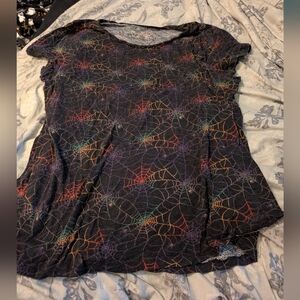 Size 3 Torrid T-shirt Spider Webs